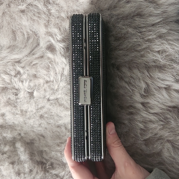 💎RARE💎 NWOT Michael Kors Black Elsie Crystal Embellished Box Clutch - Picture 7 of 16